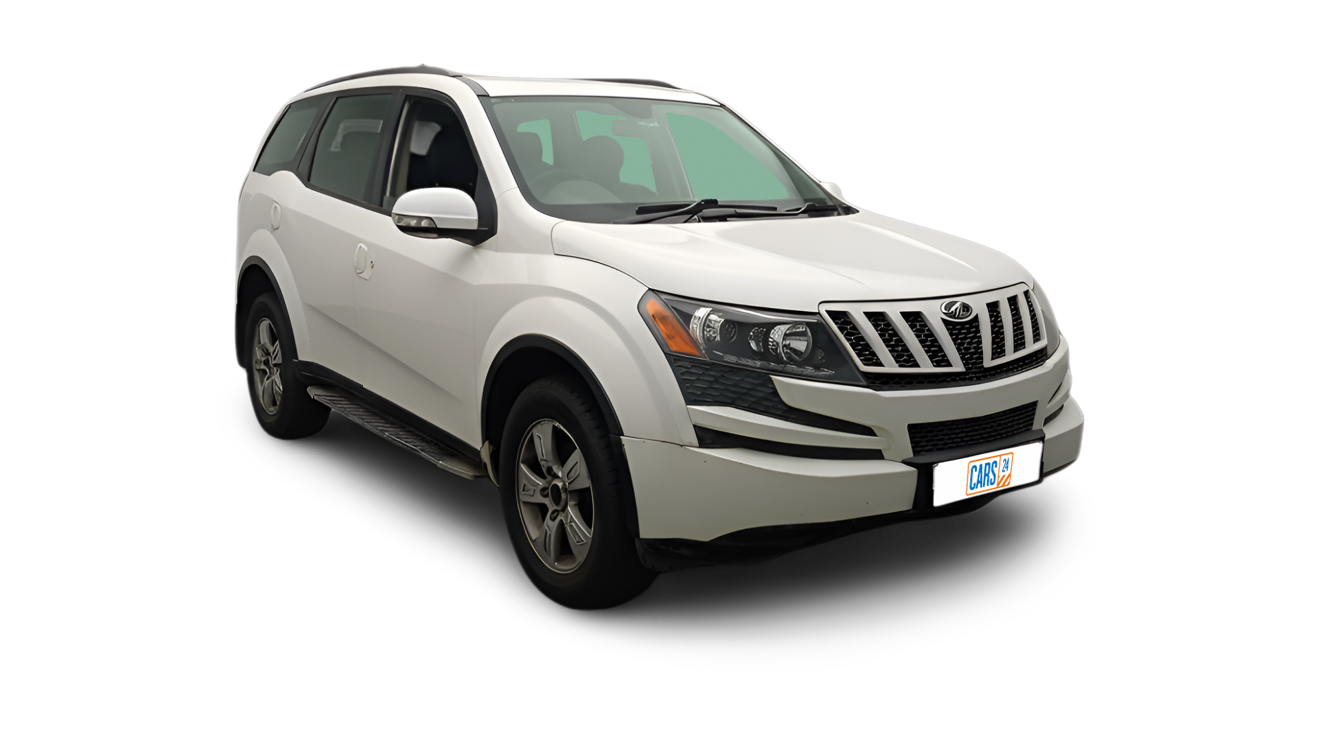 Mahindra XUV500-img